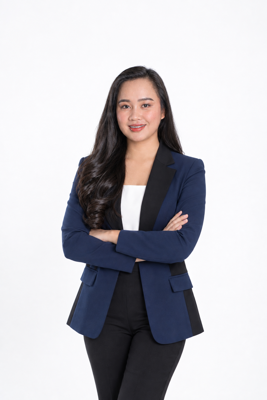 Portrait of Jessa-Bhel Aguilar, licensed real estate broker